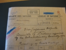 Societe des Nations. Assemblee extraordinaire. Diff&eacute;rend sino - japonais. Comit&eacute; sp&eacute;cial constitu&eacute; en vertu de la r&eacute;solution de l'Assembl&eacute;e 11.03.1932 (Proc&egrave;s verbal provisoire de la premi&egrave;re s&eacute;ance 16.03.1932)